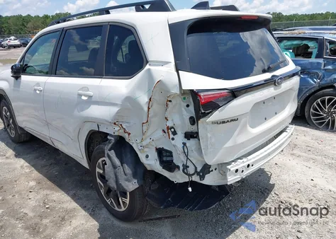 2025 Subaru Forester Premium z USA, uszkodzony, nr VIN JF2SLDBC4SH537751